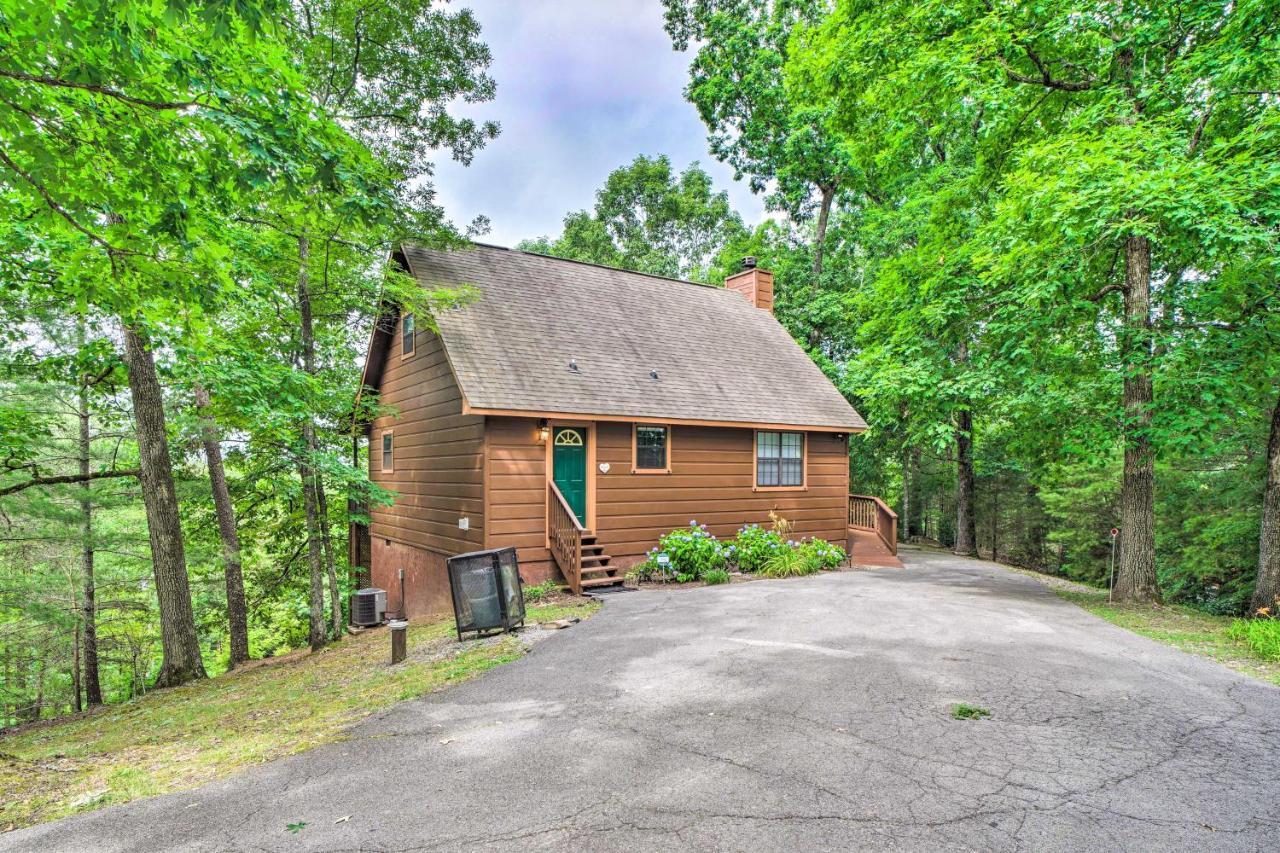 Central Sevierville Cabin With Hot Tub And Views! Luaran gambar